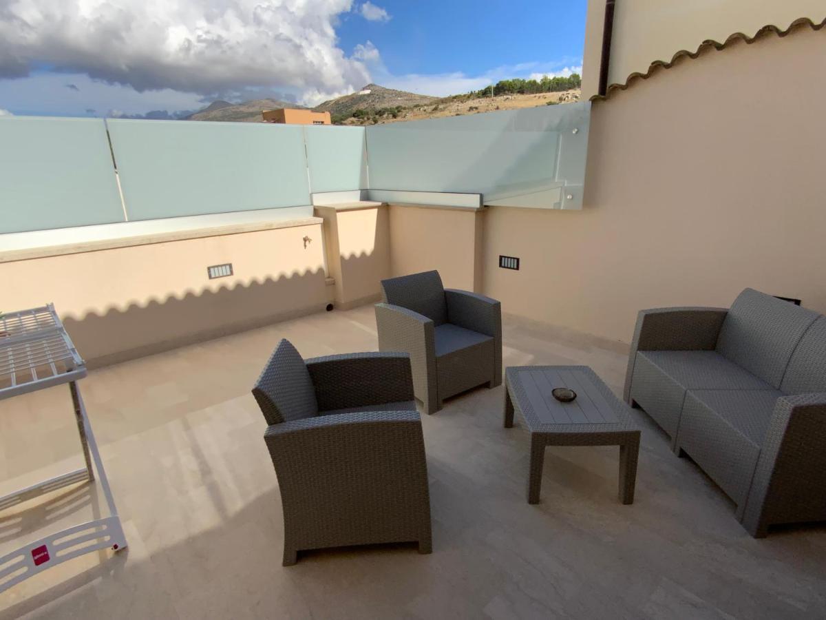 Bed and Breakfast Oasi Nel Deserto Custonaci Exterior foto